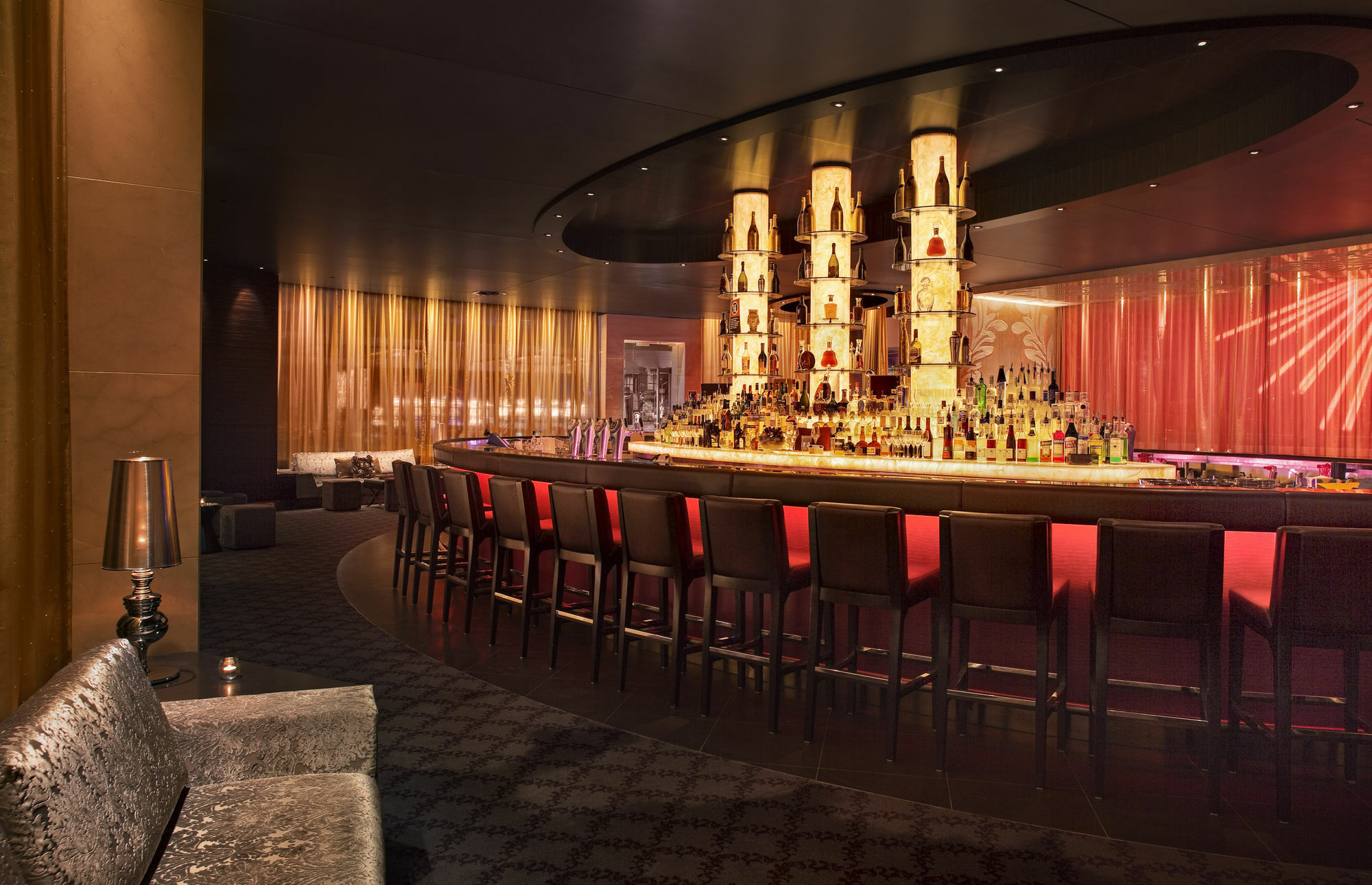 The Star Grand Hotel And Residences Sydney Buitenkant foto The bar at the Mandarin Oriental, London